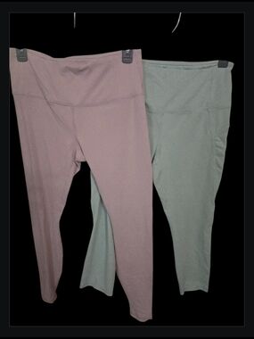 NWOT Pastel Set of Sz M RBX Women's Active Leggings in Dusty Pink & Sage
